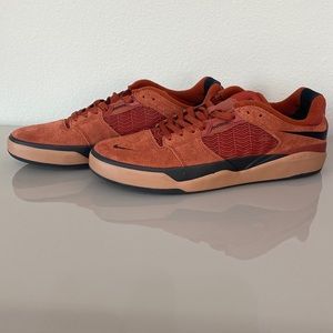 NEW NIKE SB ISHOD WAIR RUGGED ORANGE/MINERAL CLAY/BLACK